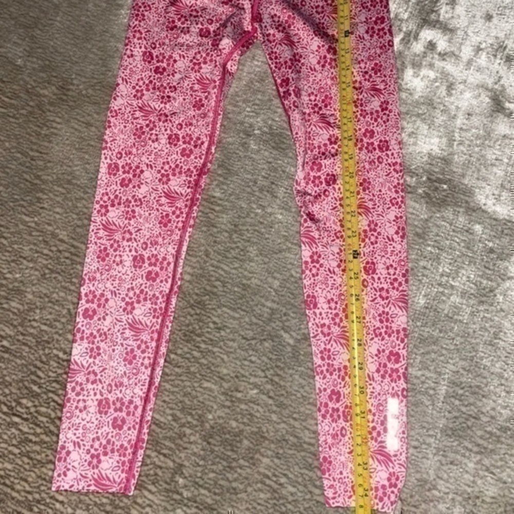SKINS Pro Performance DNAmic Primary Compression Tights Floral gently preloved - Picture 3 of 14